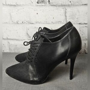 Le Chateau Black Lace Up Heeled Booties Leather Stiletto Ankle Boots 6